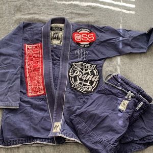 Brazilian Jiu Jitsu (BJJ) GI - A2